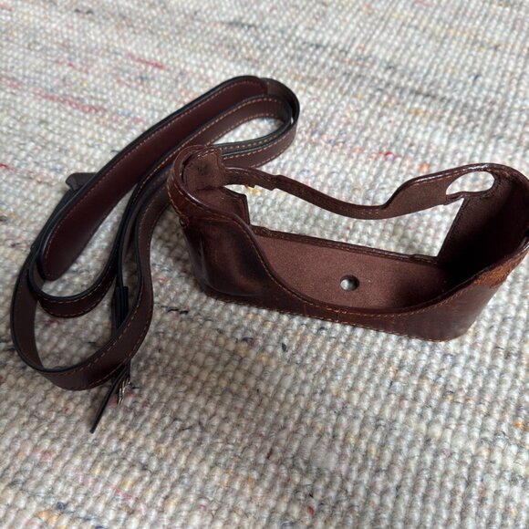 EX Silver Leica M-P (Typ 240) Rangefinder Camera (Silver) W EXTRAS (inc EVF-2) - Picture 11 of 12